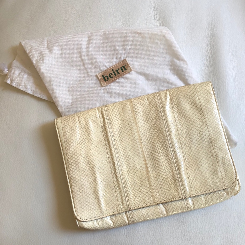 🐍 skin leather